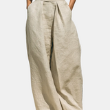Maria | Completo minimalista con t-shirt e pantaloni lunghi