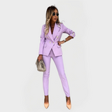 Nicoletta | Completo elegante con giacca a bottoni dorati