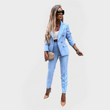 Nicoletta | Completo elegante con giacca a bottoni dorati