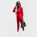 Nicoletta | Completo elegante con giacca a bottoni dorati