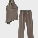 Tatiana | Completo elegante in raso con blusa asimmetrica